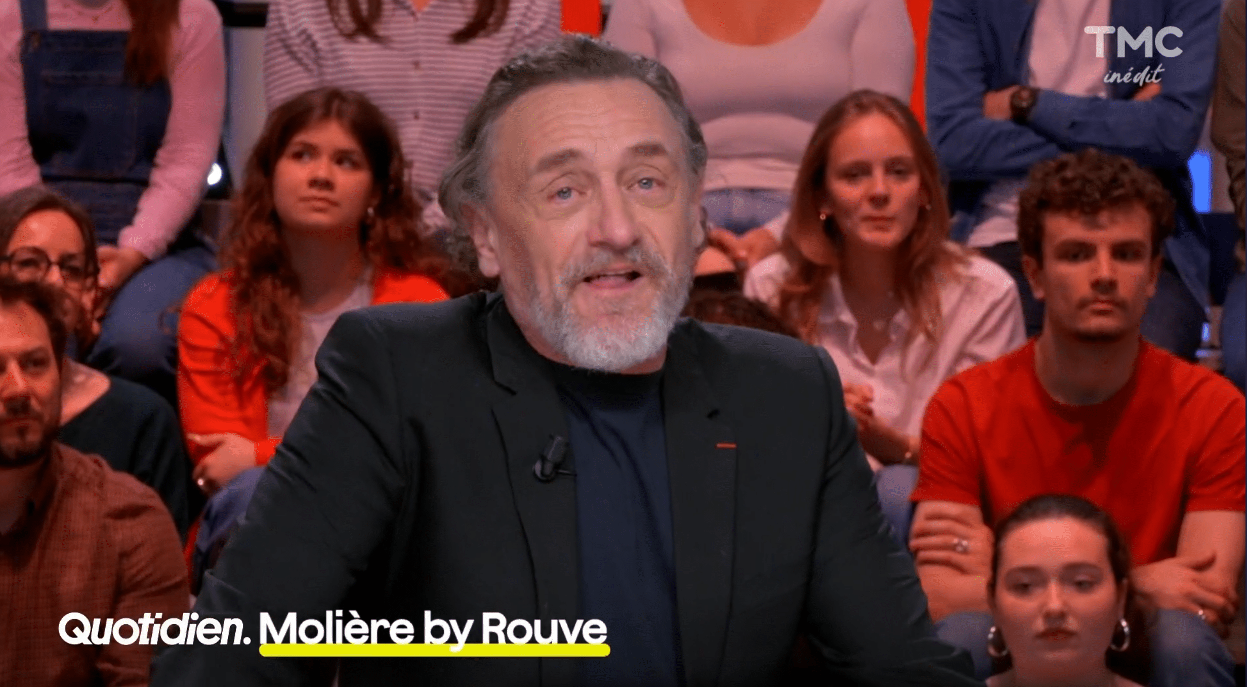 "Emmanuel Macron parlait de ma mère" : Jean-Paul Rouve en larmes dans Quotidien après avoir reçu la Légion d'honneur