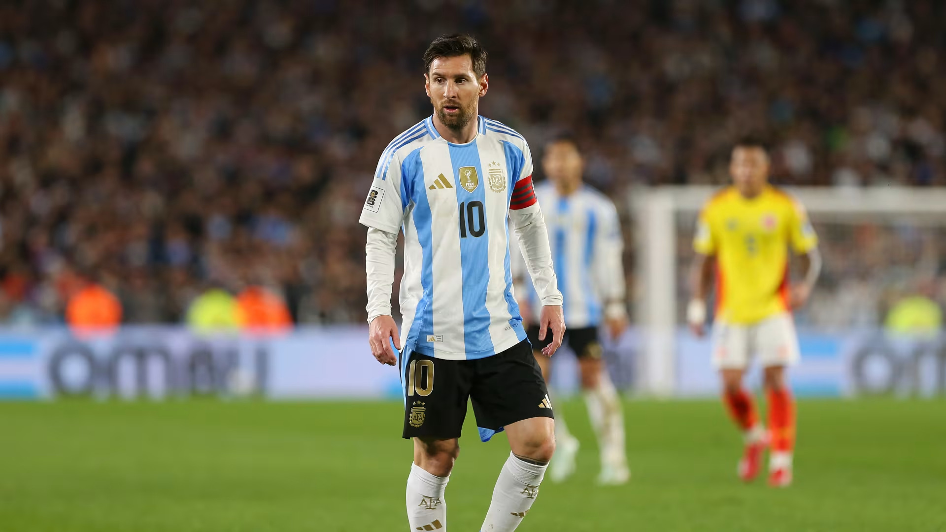 Football-Lionel-Messi-et-la-Fédération-argentine-de-football-sont-poursuivis-pour-fraude-