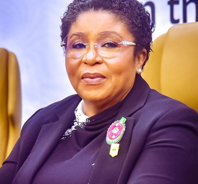 FG Raises Allowances & Welfare for Nigerian Civil Servants