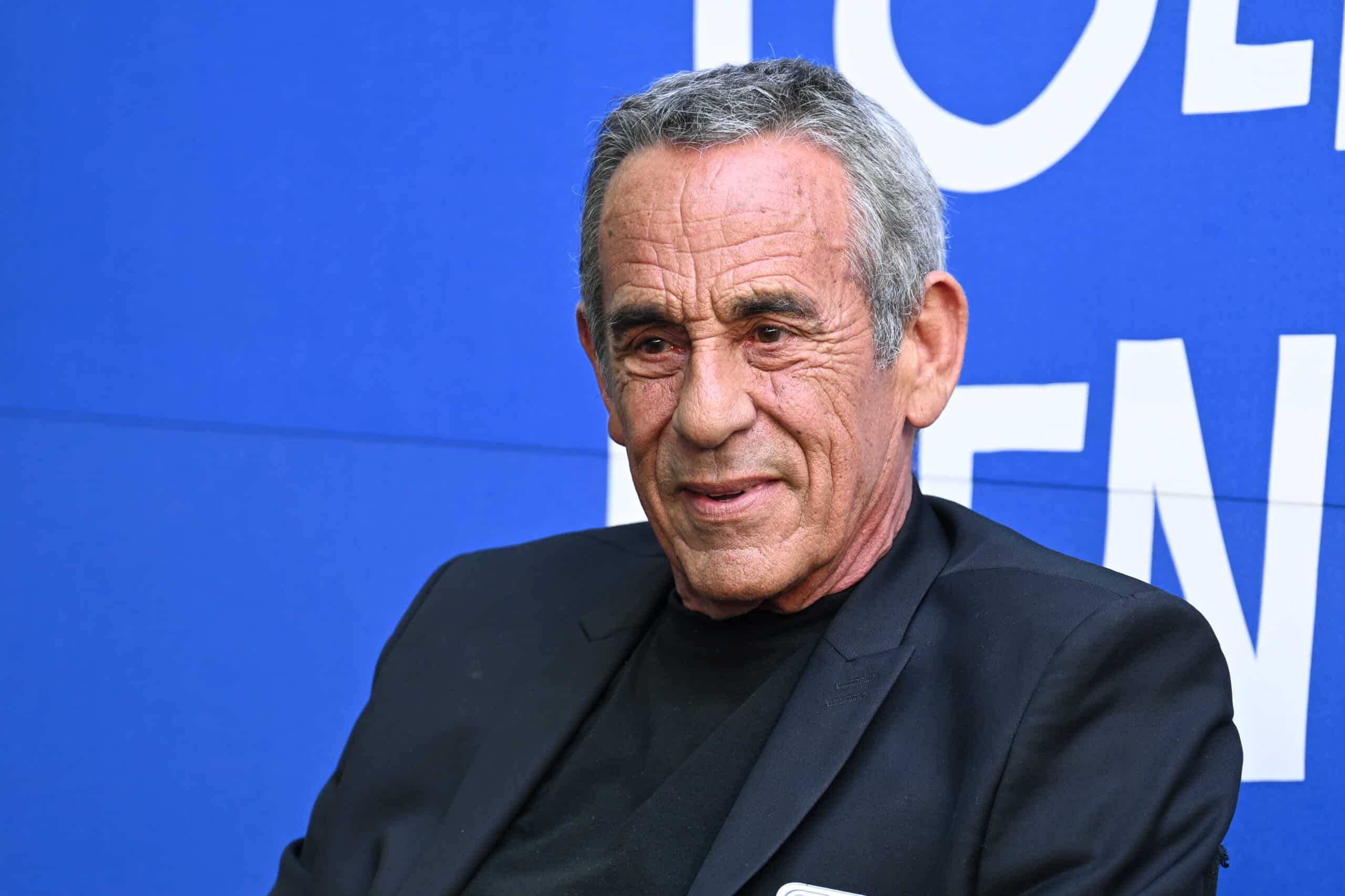 Thierry Ardisson : l’alcool coulait à flots dans les loges de Tout le monde en parle selon Frédéric Beigbeder