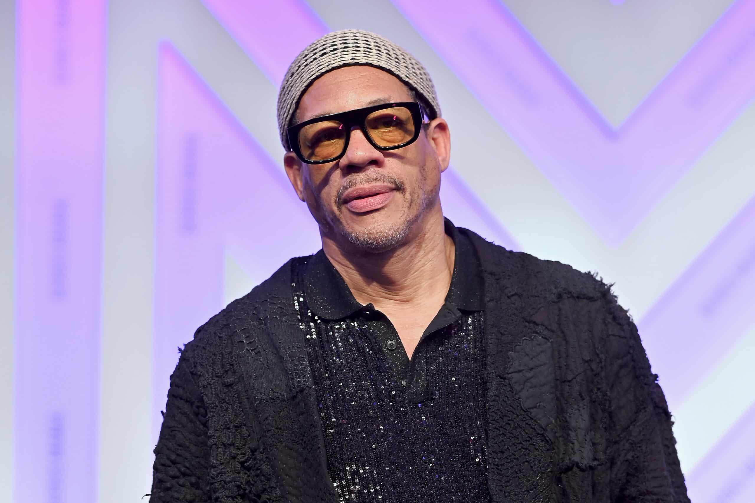 JoeyStarr, "arraché à sa mère à l’âge de 6 ans", révèle comment il a fini par la retrouver douze ans plus tard