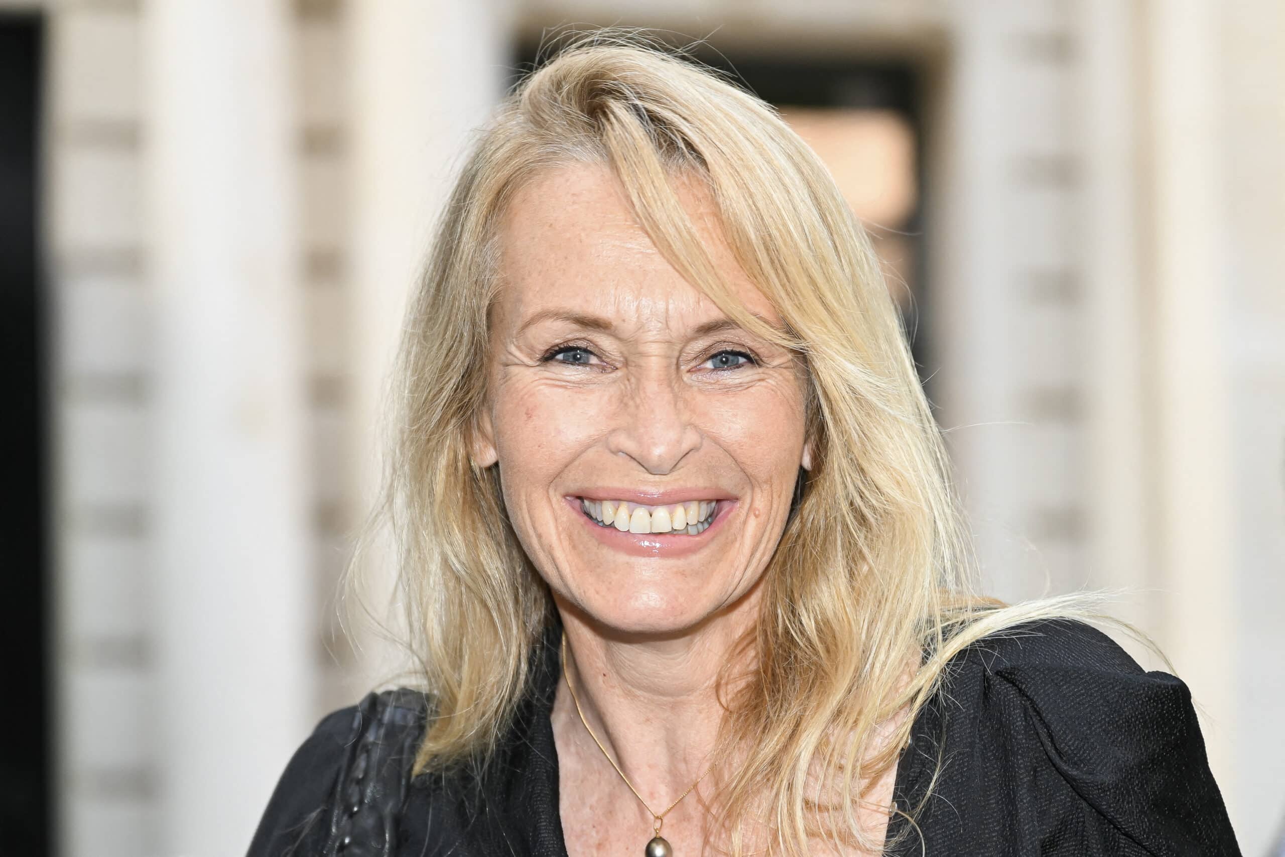 Estelle Lefébure : son statut d’égérie Mixa depuis 1998 lui a rapporté très gros