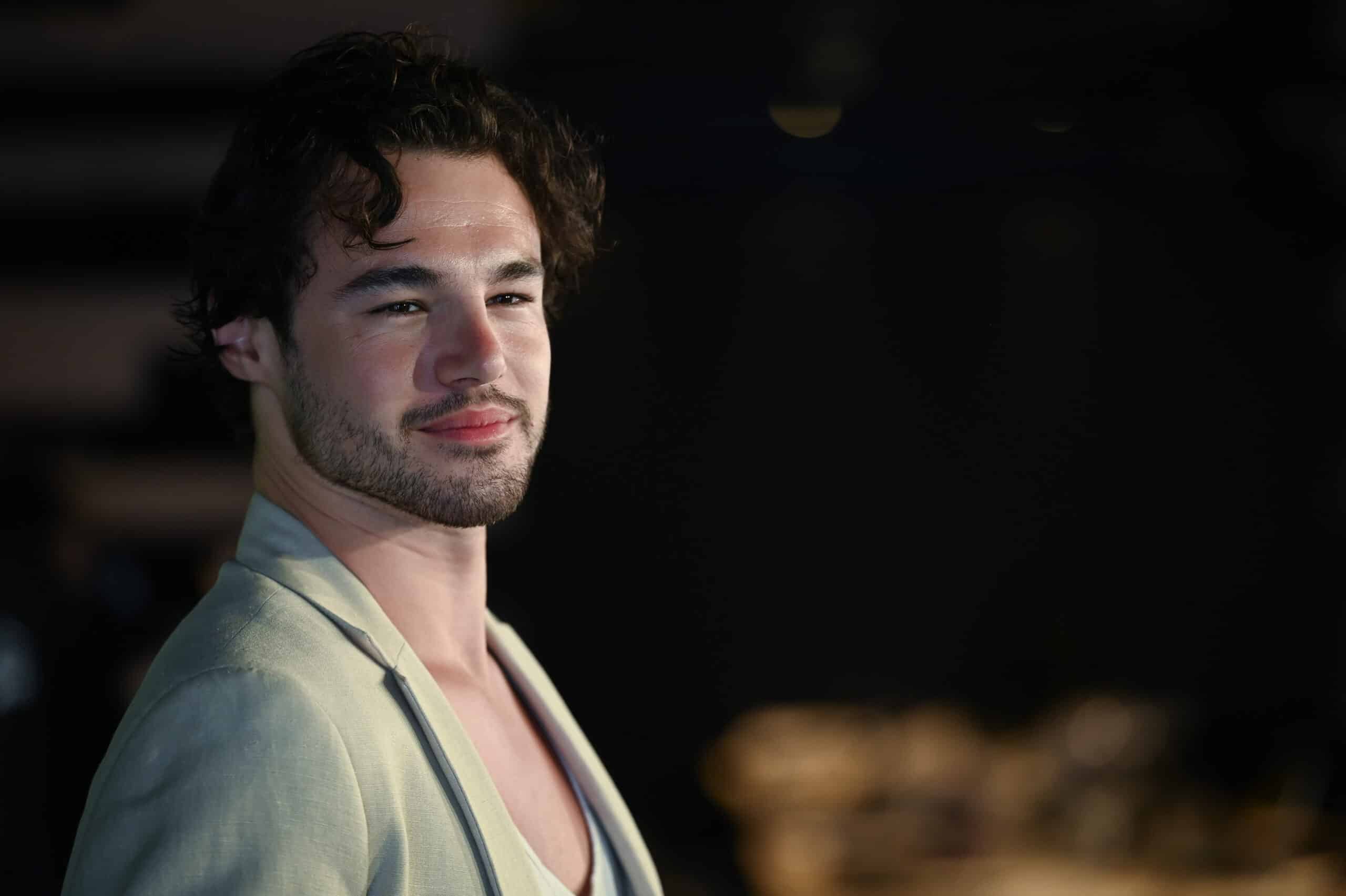 Anthony Colette évincé de Danse avec les stars : pour son troisième album, il peut compter sur un proche de Théodora