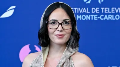 Agathe Auproux : ses chaussettes de sport usagées pourraient lui rapporter un petit pactole