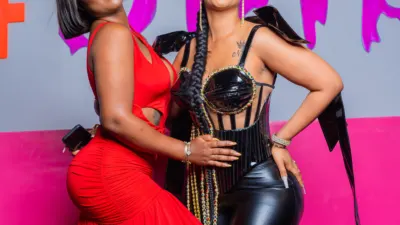 Salma Mumin avec Mona 4Reall aux 3Music Awards 2022 à Accra