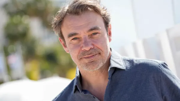 "5.000 francs par épisode", Patrick Puydebat admet avoir dilapidé sa fortune, amassée grâce à Hélène et les garçons