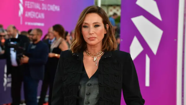 "Une humiliation immense", Laura Smet reçoit un verre plein d'urine sur le visage