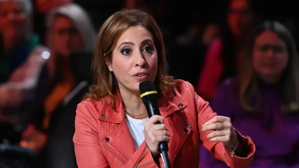 Raphaël Glucksmann en route pour 2027 : Léa Salamé définitivement écartée du JT jusqu'à la présidentielle