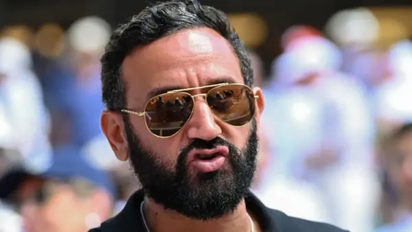 "C’est une merde absolue" : Cyril Hanouna s’emporte et règle ses comptes avec les NRJ Music Awards de Nikos Aliagas