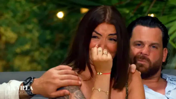 Beverly en couple avec un homme de 18 ans son aîné qui refuse de lui faire un enfant : la célèbre candidate de télé-réalité s’effondre