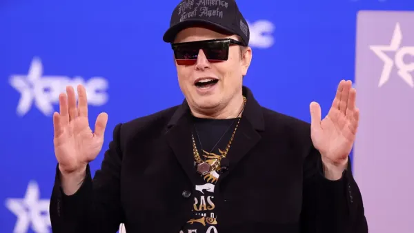 Elon Musk photographié à la CPAC aux États-Unis en février 2025